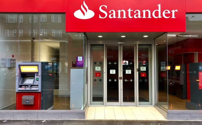  Santander UK Sets Aside $374 Million For Litigation Costs